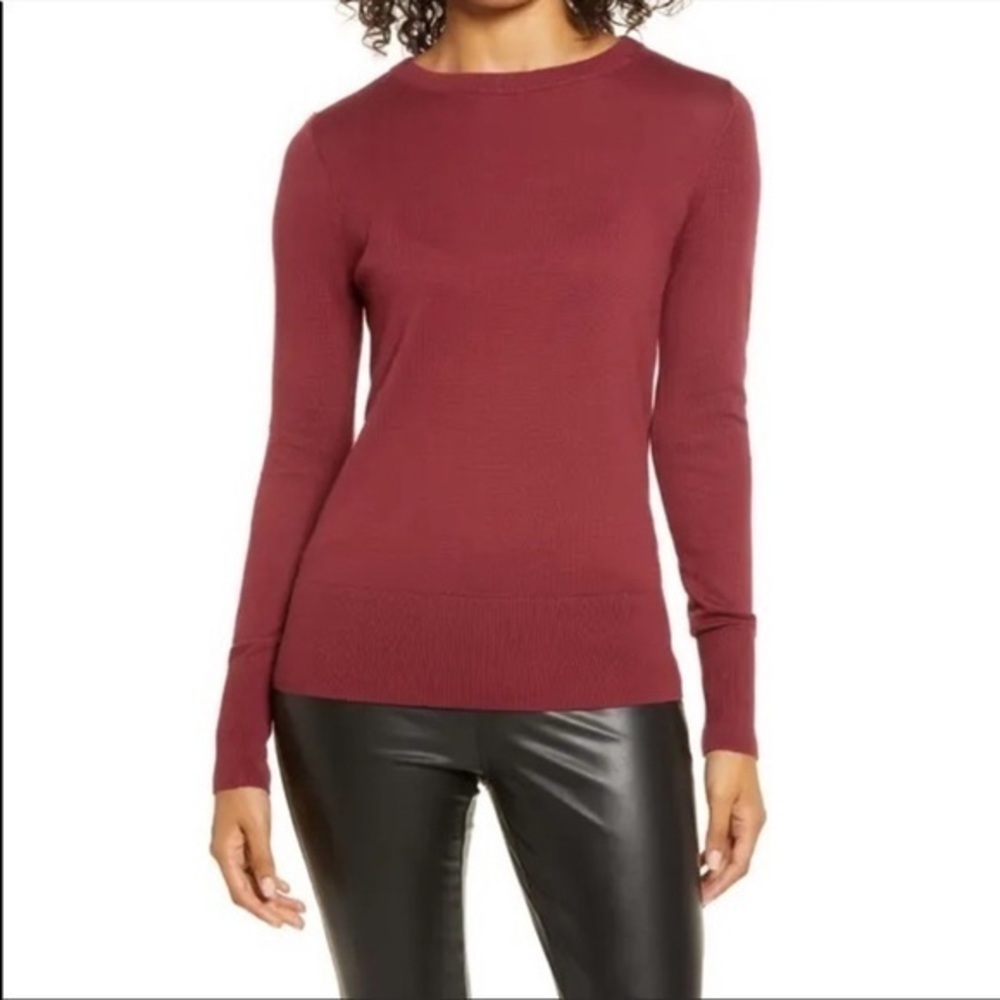 Haloegen crewneck sweater new with tags small